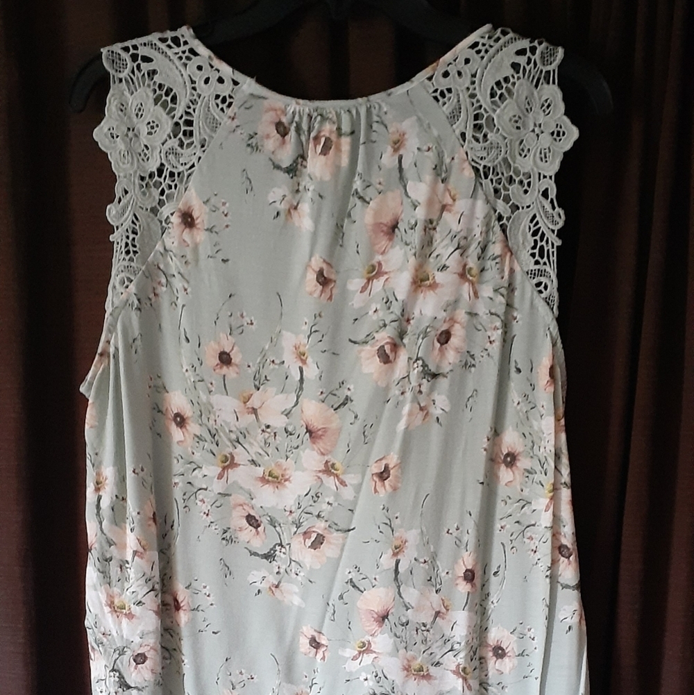 H&M - Picture 4 of 5